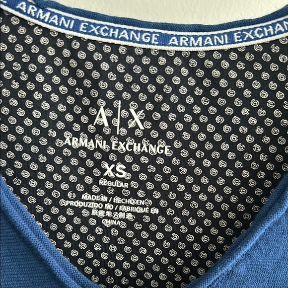 ✨Host pick✨Armani Exchange Blue T shirt with excellent condition - Picture 5 of 6